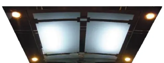 AS-T03 · Trần cabin khung đen, đèn LED